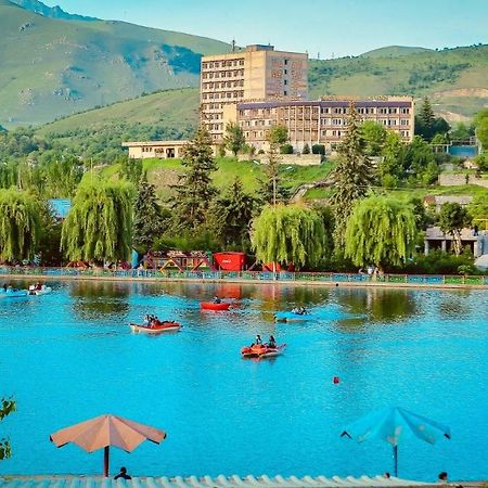 Kirovakan Hotel Vanadzor Kültér fotó
