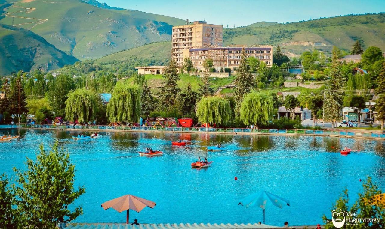 Kirovakan Hotel Vanadzor Kültér fotó